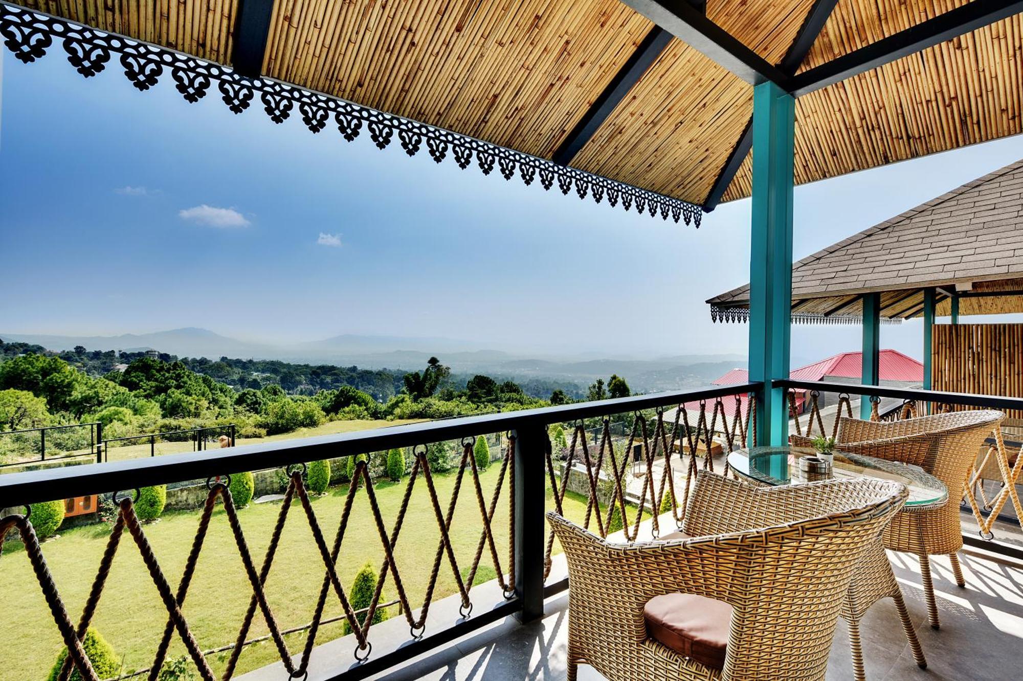 Tiaraa Jujurana Resort & Spa Νταραμσάλα Εξωτερικό φωτογραφία